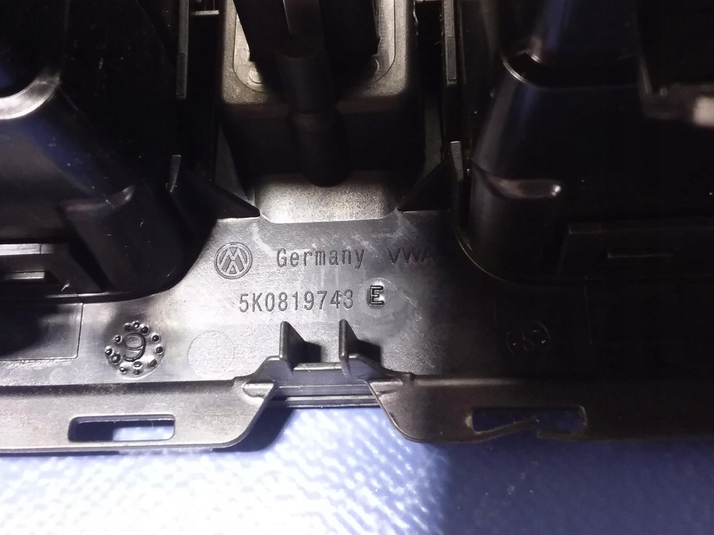 фото №4, Vw golf vi решітка обдув середня 5k0819743e