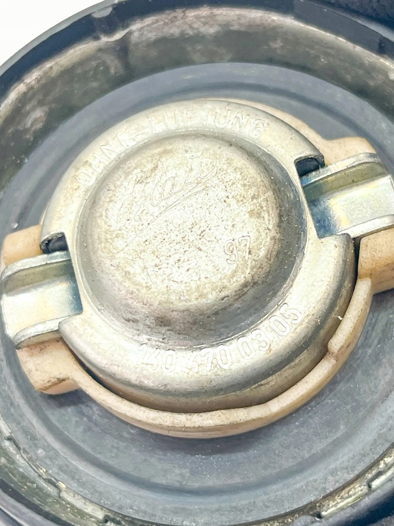 фото №8, Кришка бака пального mercedes-benz sl r129 1404700305 30288874 6.0l