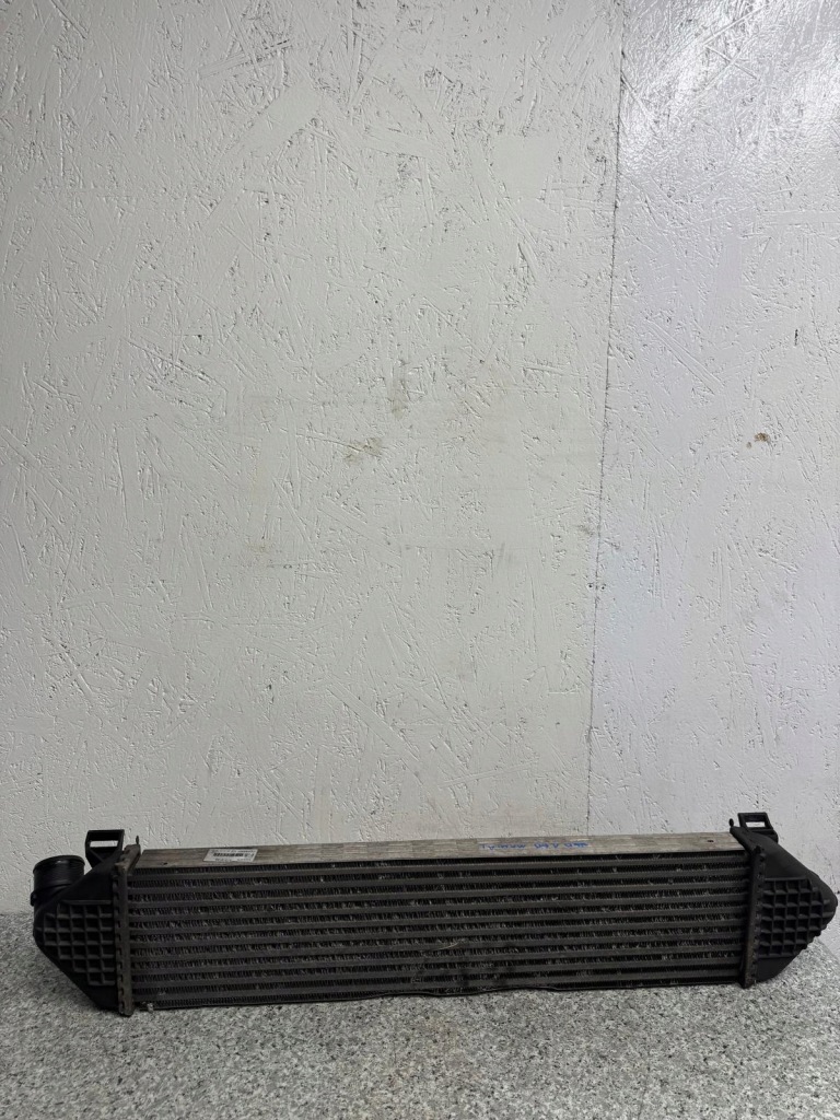 Купить Радиатор воздуха интеркулер volvo v40 2 2012-2018r 1.6 d 31319168