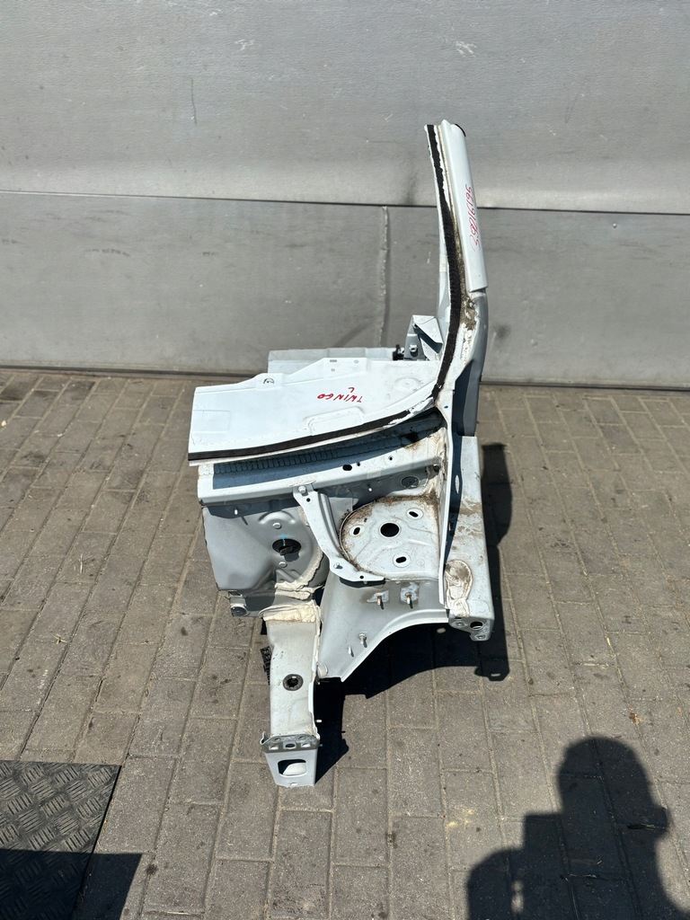 фото №1, Renault twingo iii чверть ліва лонжерон