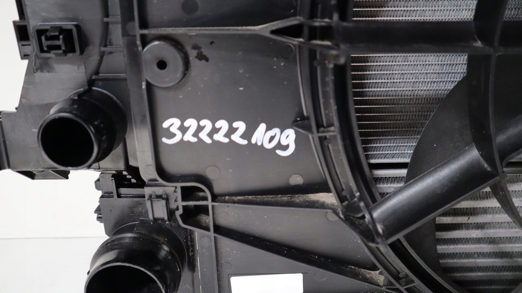 фото №7, Volvo xc40 1.5 t2 радіатор радіатор комплект 32222109, 32335283, 31686408