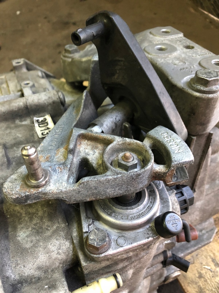 фото №9, Audi q3 8u vw tiguan 5n 2.0 tdi коробка передач передач qqn механическая коробка передач 6 передач