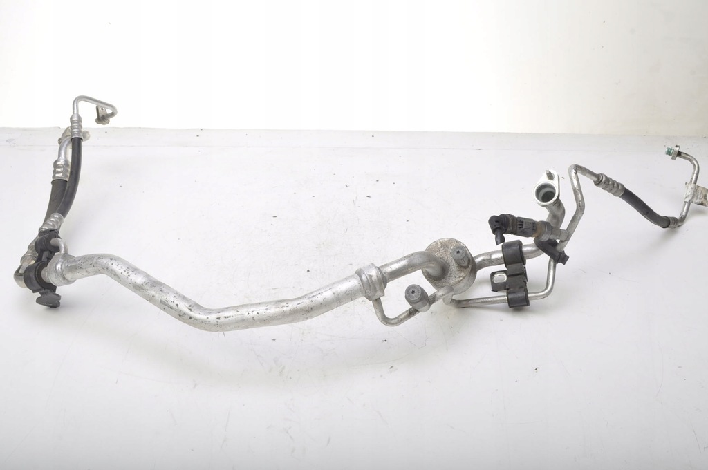 фото №1, C4 grand picasso ii 1.6 шланг кондиционера