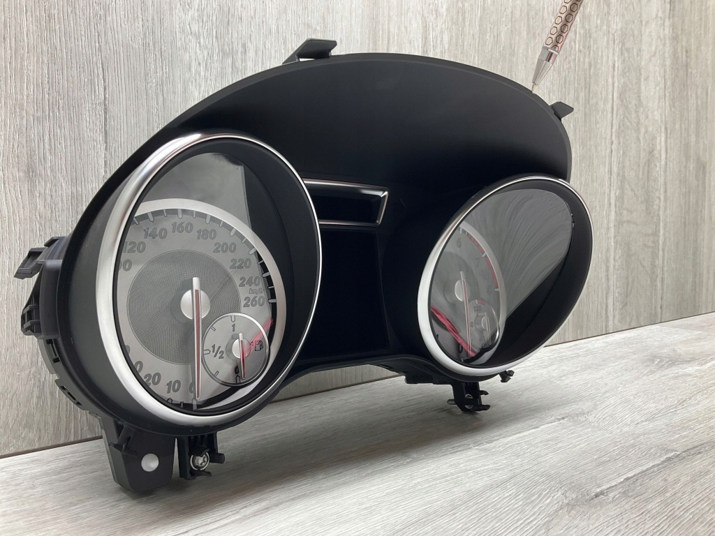 фото №6, Mercedes-benz gla w156 2017 середина лічильник / спідометр