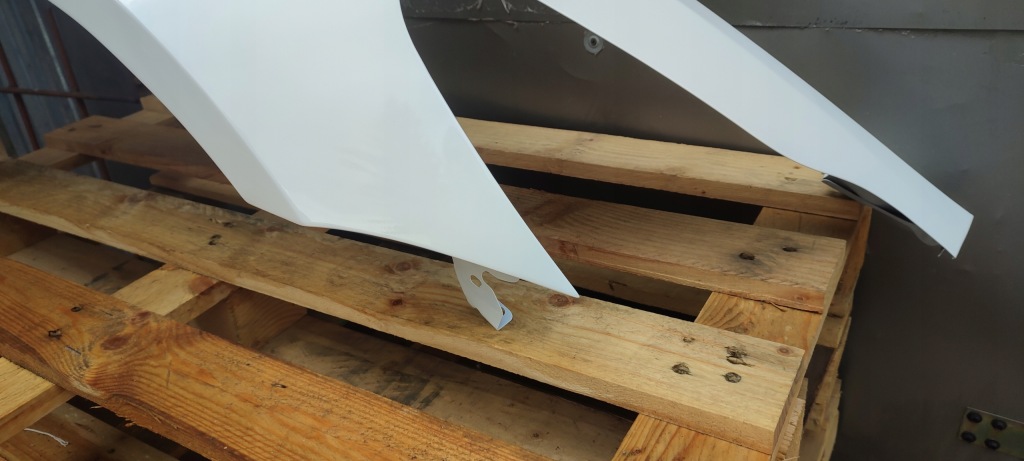 Крыло  правый  стальной tesla model 3 3 07.17-12.23r дорестайлинг  лак ppsw Недорого