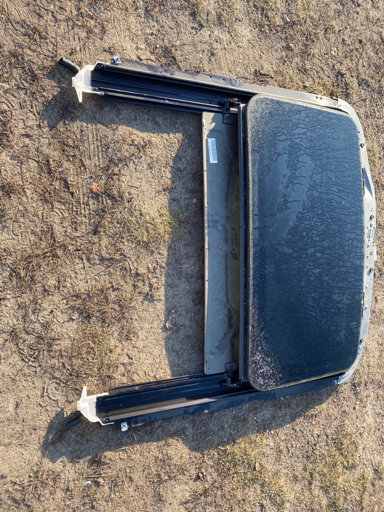 фото №1, Mercedes w164 ml gl x164 люк механизм