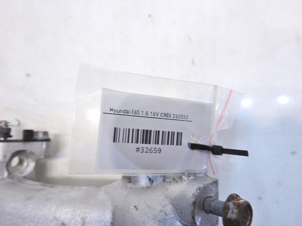 фото №5, Коллектор всасывающий hyundai i30 i 1.6 16v crdi