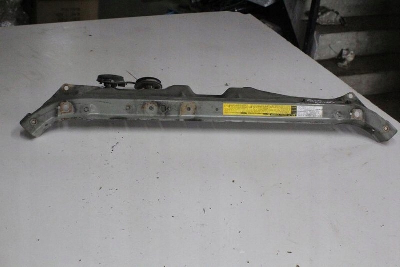 фото №1, Toyota prius 02 усилитель pas передний