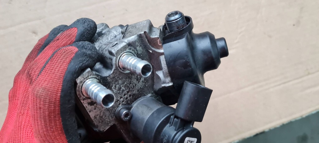 фото №8, A4 b9 8w насос упорскування 2.0 tdi 04l130755e a5 8w q5 vw audi