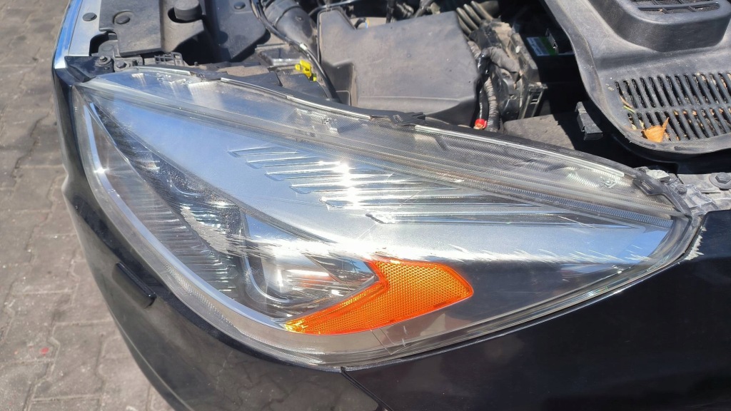Фара ліва перед led ксенон подряпини ford kuga mk2 Ціна