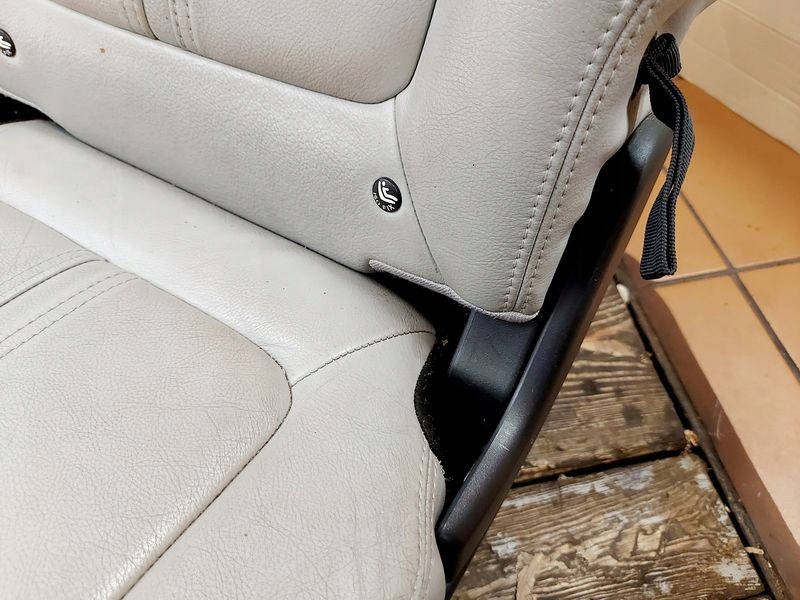 фото №11, Peugeot 5008 1 i сиденье 2 ii ряд правый задняя задний кожа кожаный