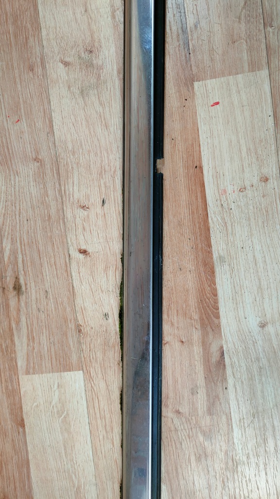 фото №5, Jeep grand cherokee wk 05-10r молдинг дверь уплотнитель правый задняя