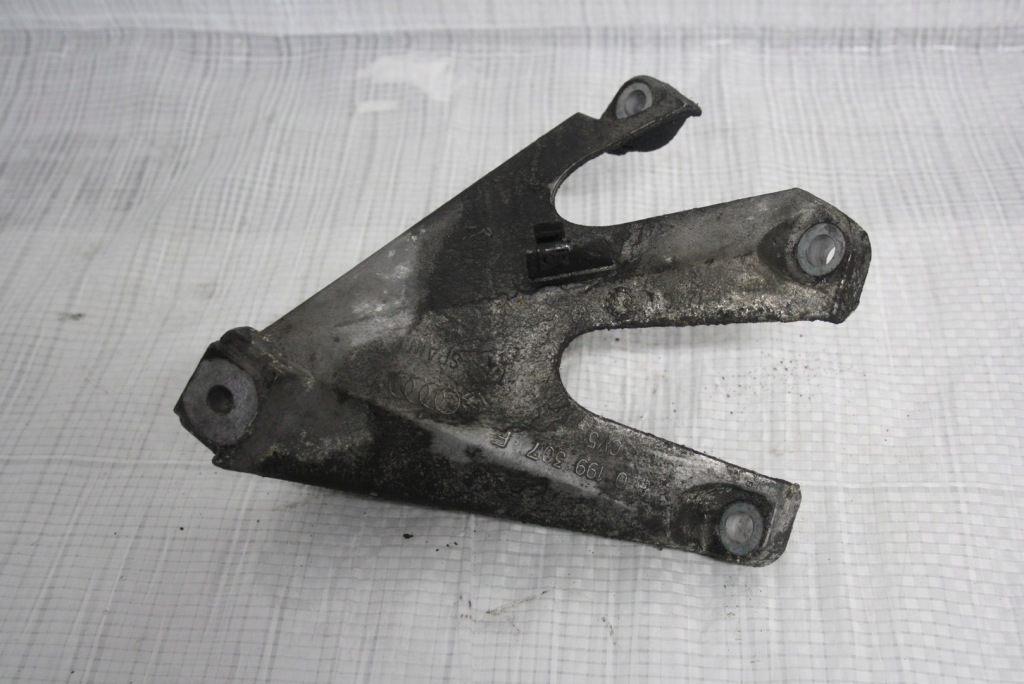 фото №3, Кронштейн кронштейн кронштейн a4 b6 2.5 tdi 8e0199307f