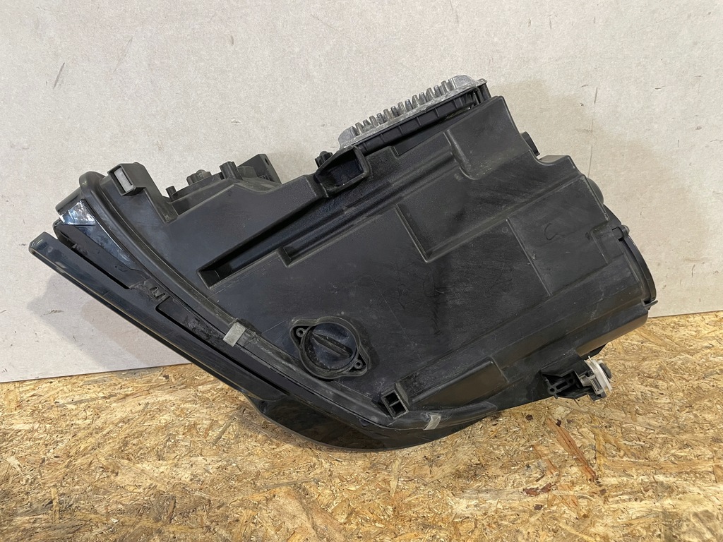 фото №12, Bmw 6 f06 f12 f13 lift lci лампа правая левая перед лампы полный full led