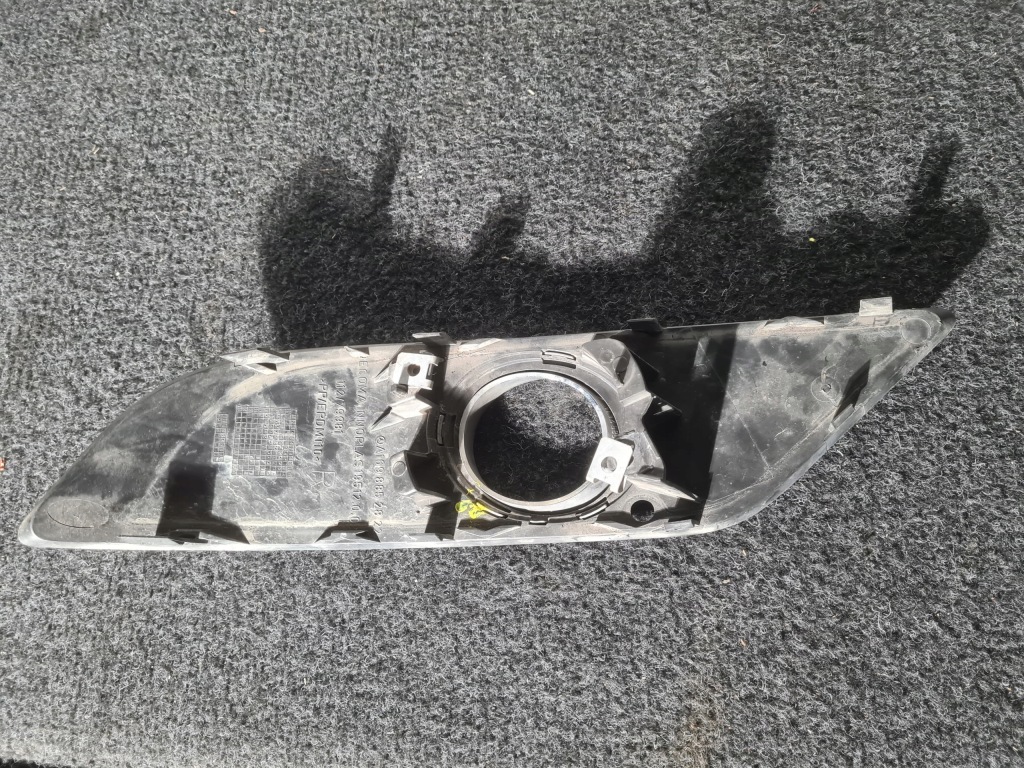 фото №2, Mercedes w169 решітка права рамка a1698852822