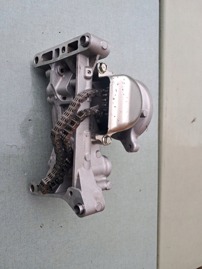 фото №1, Насос маслоприёмник масла infiniti q50 q60 3.0t 879110j2012