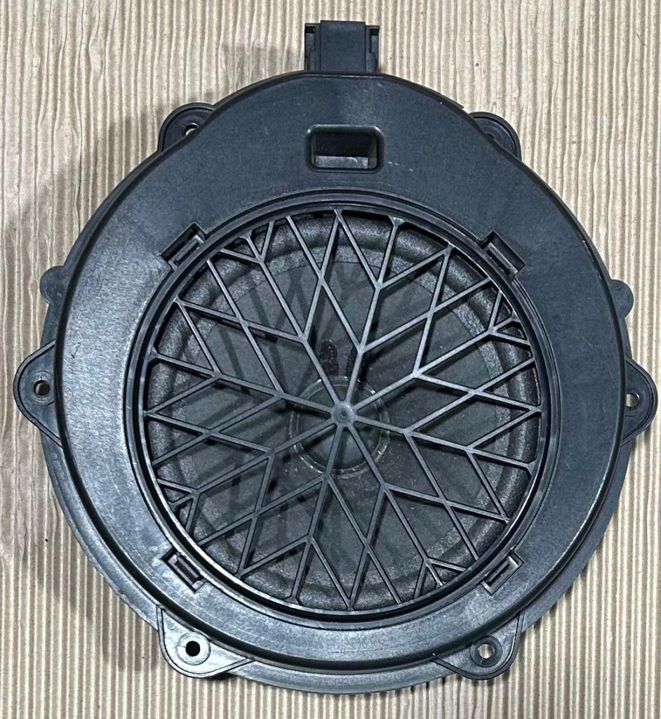 фото №1, Динамік низькочастотний porsche macan 95b panamera 970