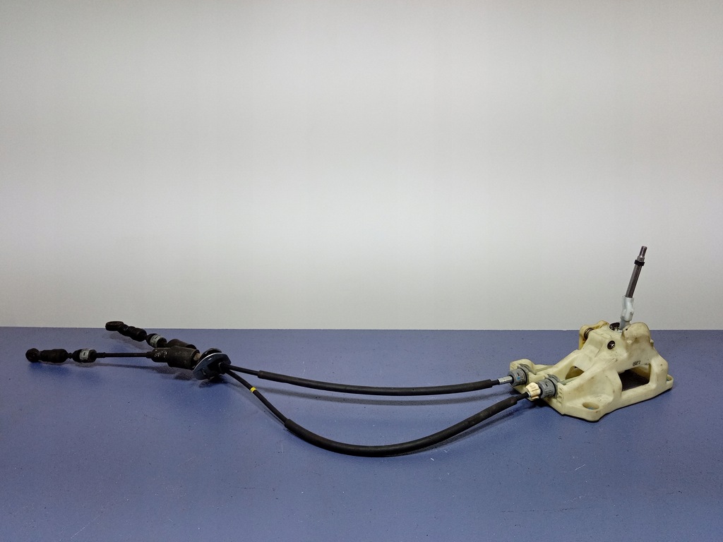 фото №1, Hyundai i30 ii gd важіль домкрат передач троси 43700-a5200