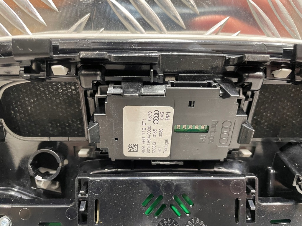 фото №8, Лампа освітлення стельовий audi a6 c7 люк 4g0947135g