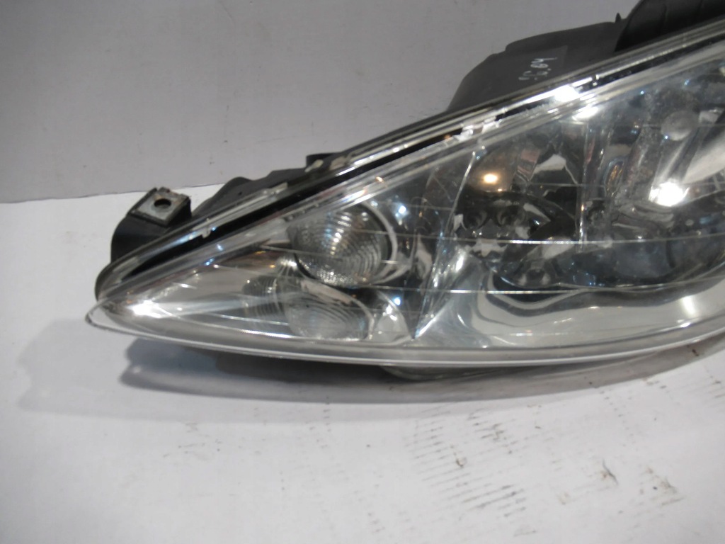фото №7, Лампа перед левая 9628666880 peugeot 206