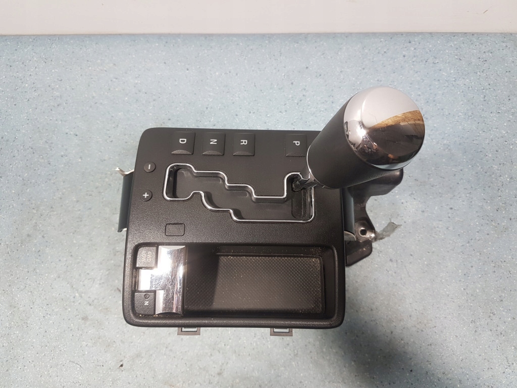фото №1, Jeep commander 3.0 crd домкрат переключения передач p52124682ae