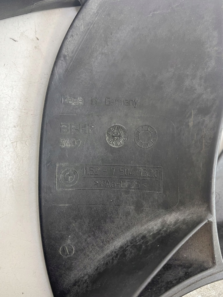 2002 bmw 7 e65 e66 вентилятор вентилятора радиатора 75047320 в Украине