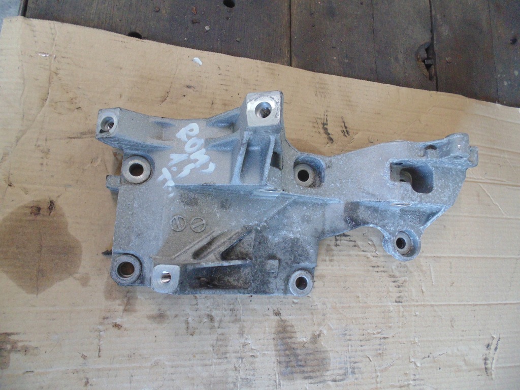 фото №1, Кронштейн генератора skoda fabia ii roomster 1.4 tdi