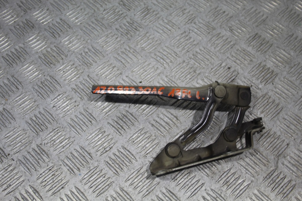 фото №11, Петля капот лівий skoda octavia ii 1z0823301c