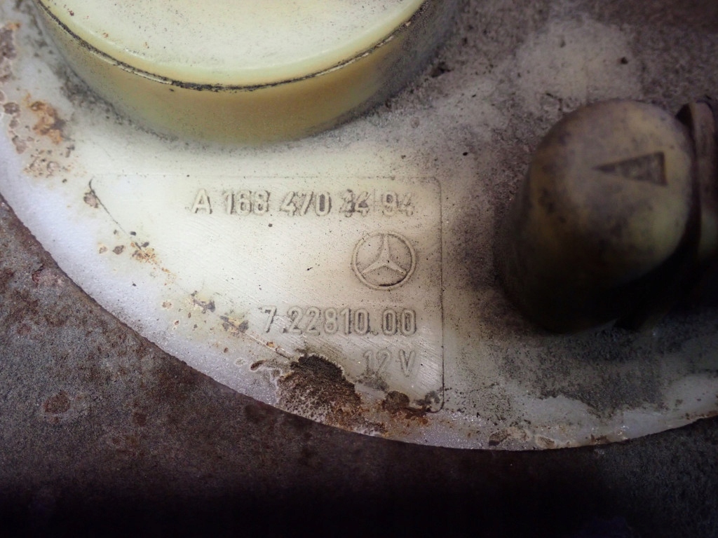 фото №5, Mercedes a-klasa w168 97-01 1.9 125km насос пального a1684701494 4 pin