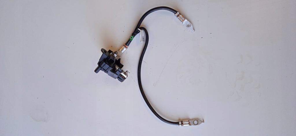 фото №1, Toyota rav4 v клемма шланг массовый 82165-42121