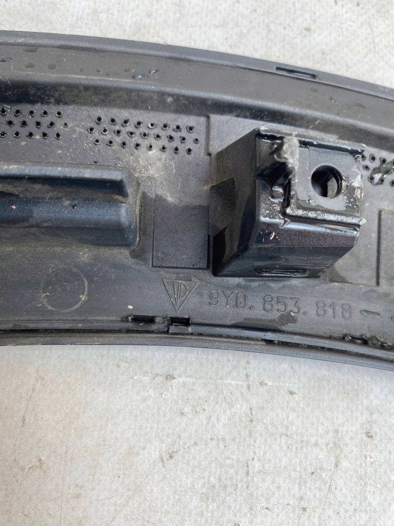 фото №9, Porsche cayenne 9y gts sport молдинг накладка крыла правая перед 9y0853818