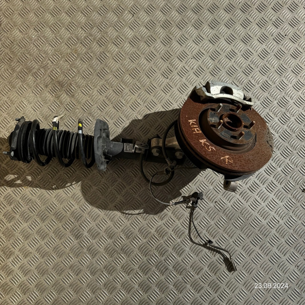 фото №1, Поворотний кулак передня права kia k5