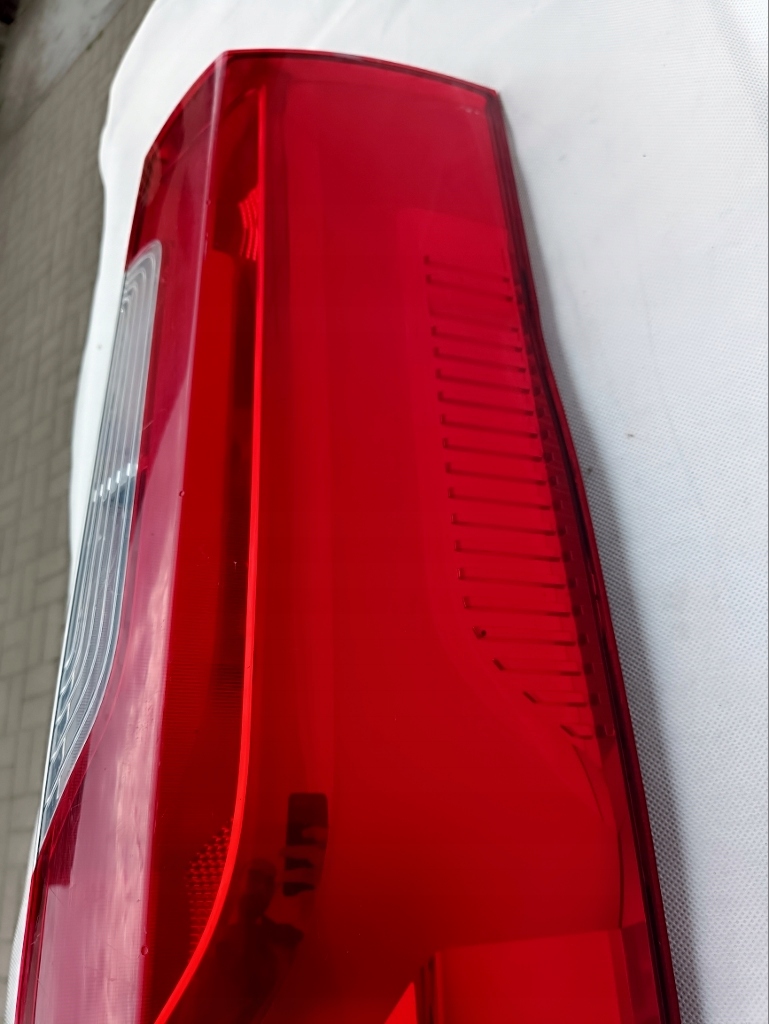 фото №4, Лампа правая задняя mercedes sprinter 910 a9108200100