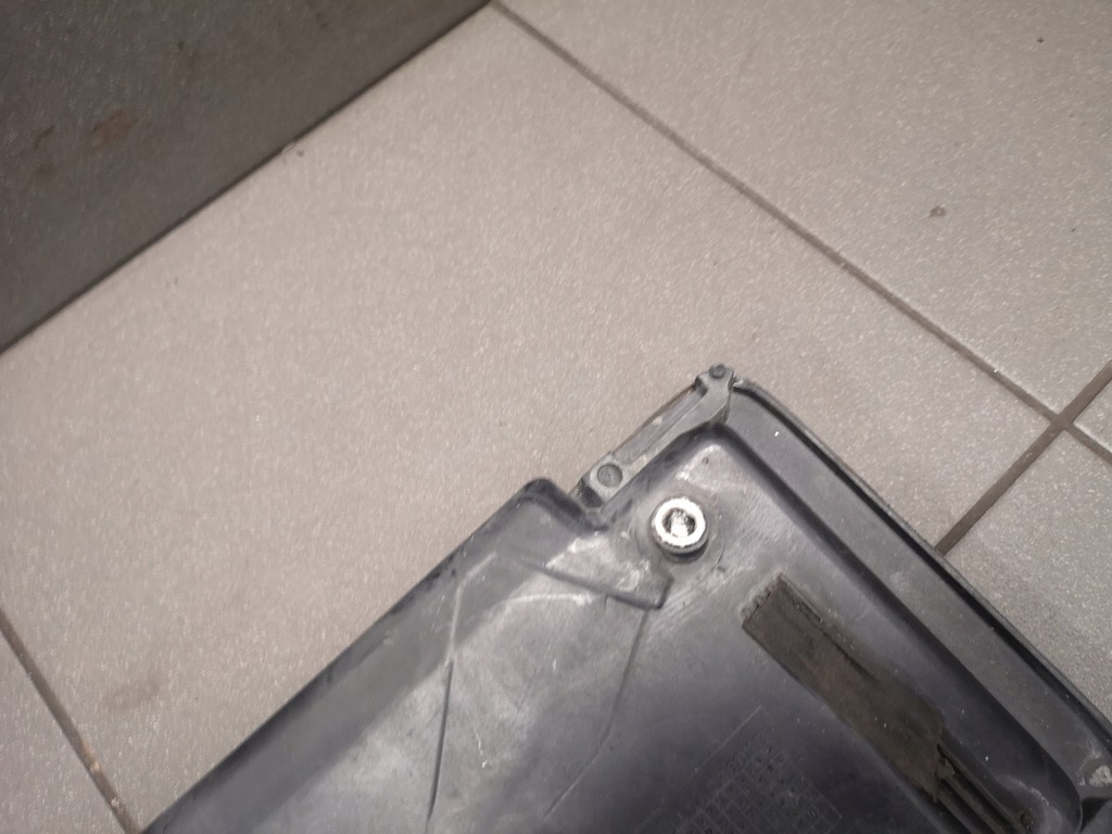 фото №9, Накладка кришки багажника audi a8 d2 4d0853465b