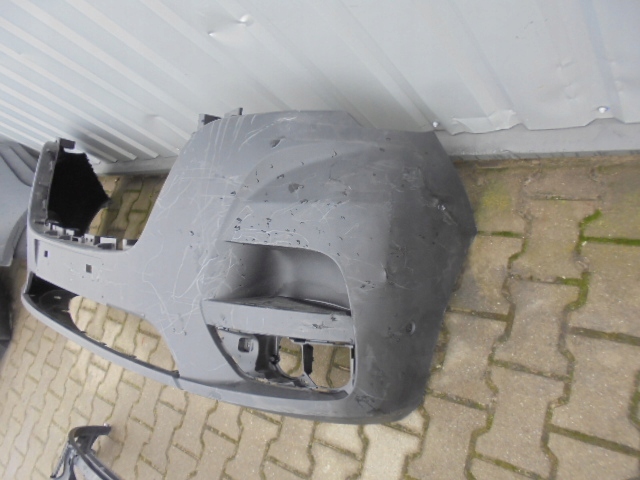 фото №2, Бампер перед передній renault master 620228205r