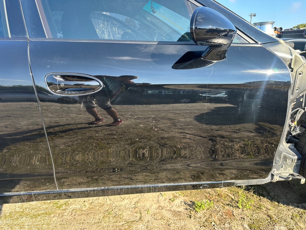 фото №1, Дверь правый перед голый płat porsche panamera 970 lift чёрные голый