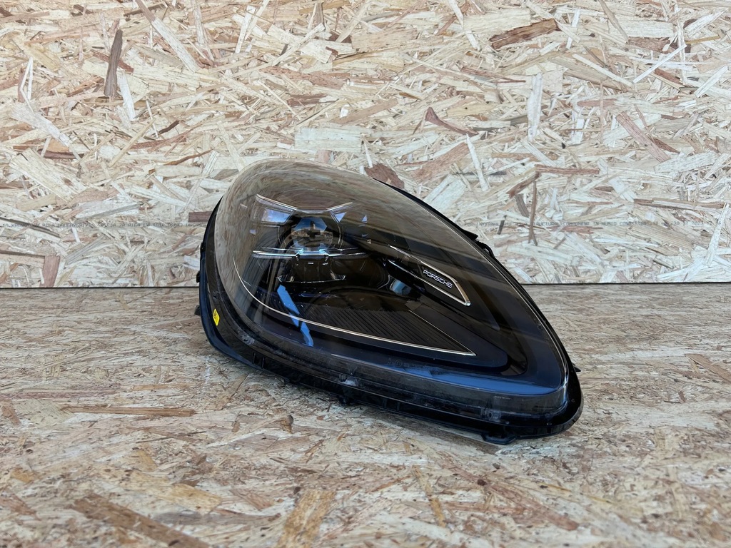 фото №7, Porsche macan 2022 лампы передние