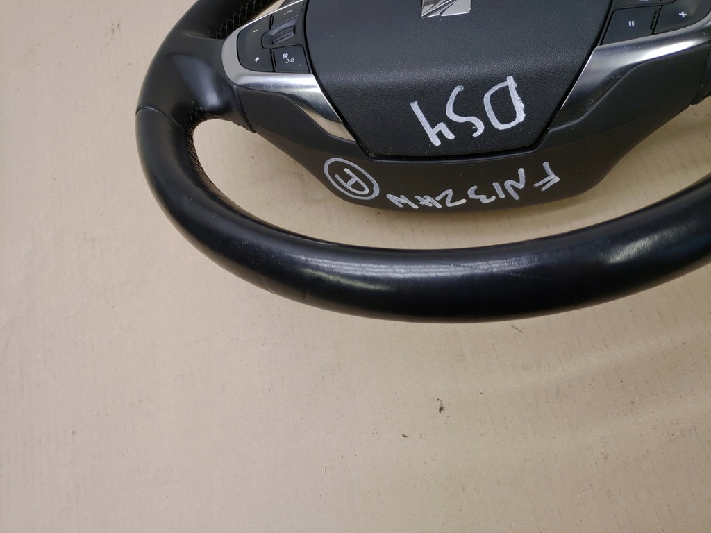 фото №10, Повітропровід + подушка мультифункція шкіра citroen ds4 lata 2010-2015