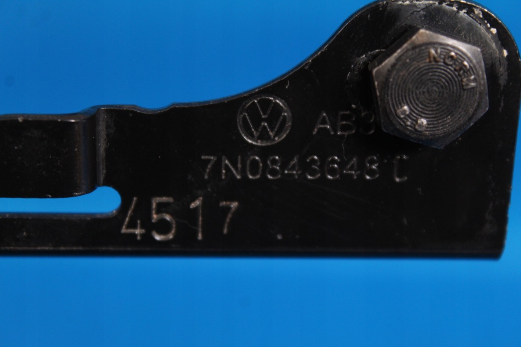 фото №16, Vw audi відбійник 7n0843414c