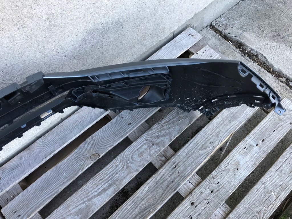 Бампер перед передний ssangyong tivoli рестайлинг  fl 2019- 78721-35000 полный с Разборки