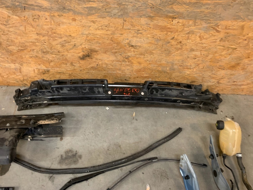 фото №8, Dacia sandero stepway iii kompletny перед радиатор бампер лампы капот