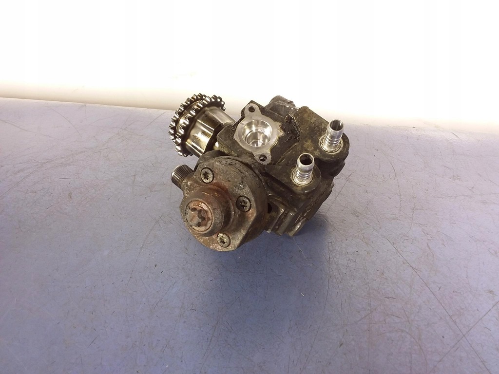 фото №6, Bmw 5 f10 f11 насос впрыскная 0445010517