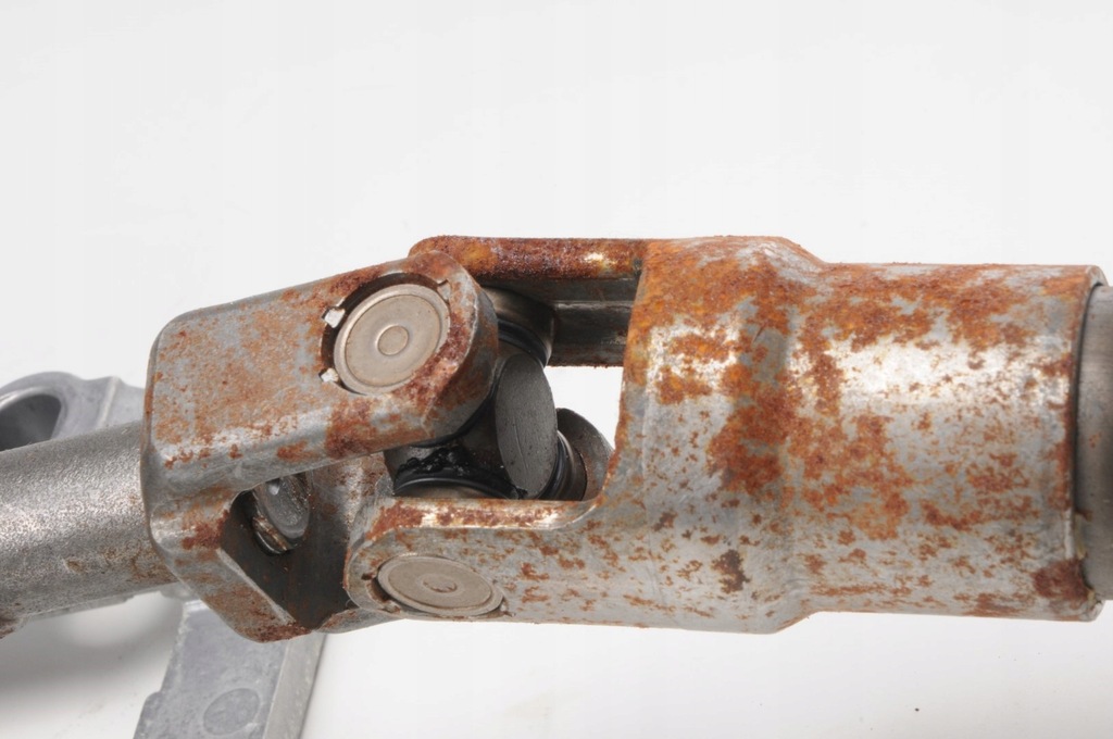 фото №8, Maserati quattroporte v 4.2 v8 колонка кермова