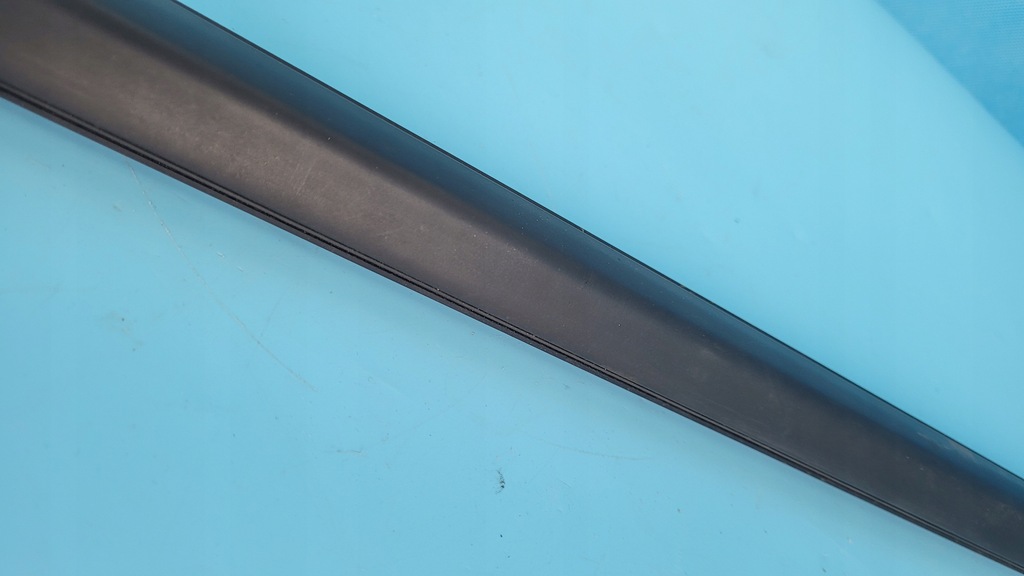 фото №5, Opel insignia b молдинг уплотнитель левая перед