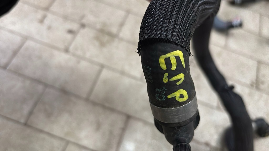 фото №2, Шланг wąż радіатора renault espace v 215010124r