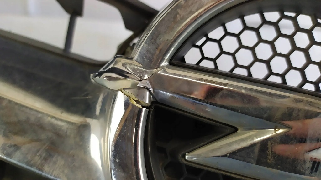 фото №9, Бампер перед opel corsa e бесплатно решётка радиатора