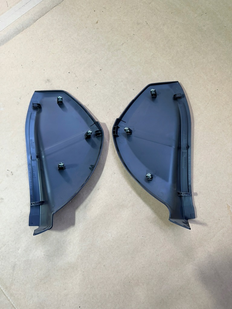 Захист панелі ліва, права, заглушка панелі mercedes cls w218 європа 807a fiolet в Україні