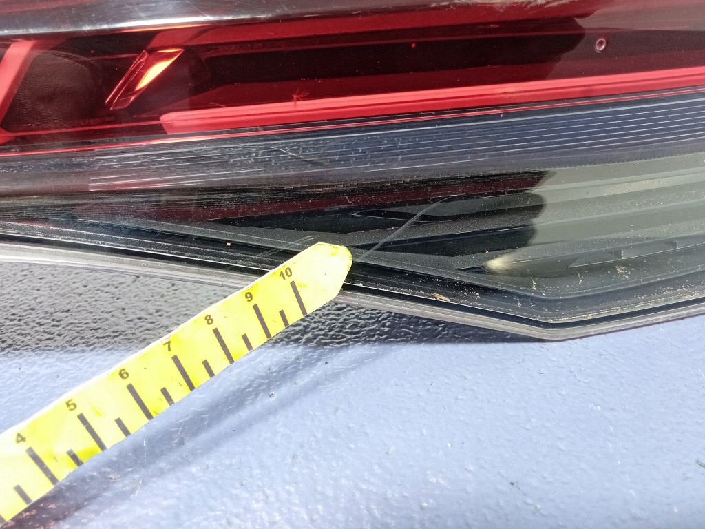 фото №9, Audi q4 e-tron sportback накладка лампа задняя 89a945095