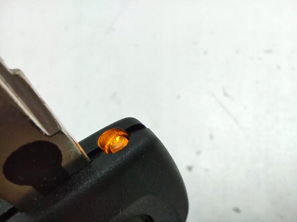 Вкладка плавник замка дверь ключ 1k8837168 vw scirocco 1k8 правая Цена