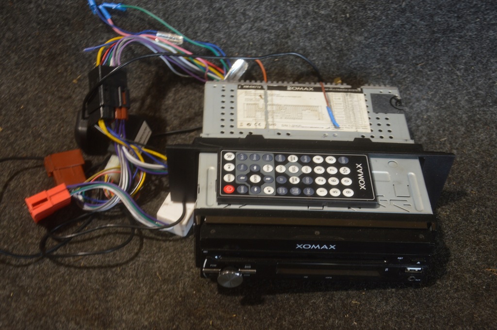 фото №1, Audi a3 8p радіо xomax xm-da712 сенсорний, pilot